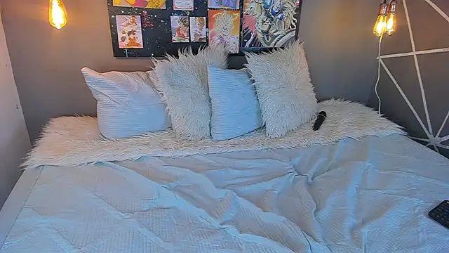 Snapshot of cloe_bridgee chatting on February 17, 3:04 am cloe bridgee online show from February 17, 3:04 am