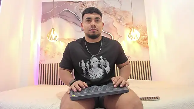 BrianMalonee online show from February 2, 11:53 am