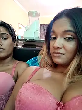 Indianqueen03 online show from October 18, 1:56 pm