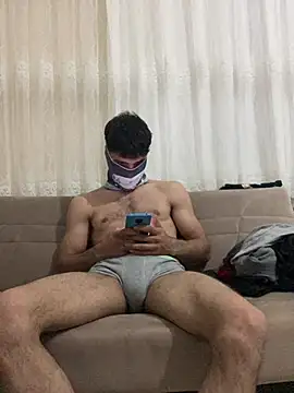 Snapshot of MuscleBoyy777 chatting on January 30, 6:43 pm MuscleBoyy777 online show from January 30, 6:43 pm
