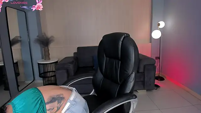 AlessaRomero online show from March 17, 7:58 pm