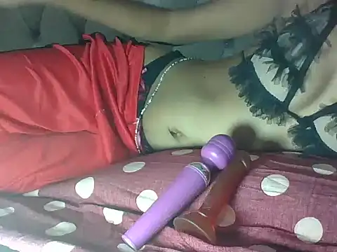 Snapshot of sweet_iddah chatting on November 27, 5:37 pm sweet iddah online show from November 27, 5:37 pm