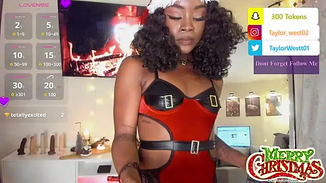 Snapshot of Miss_westt_ chatting on December 26, 3:27 am Miss westt online show from December 26, 3:27 am