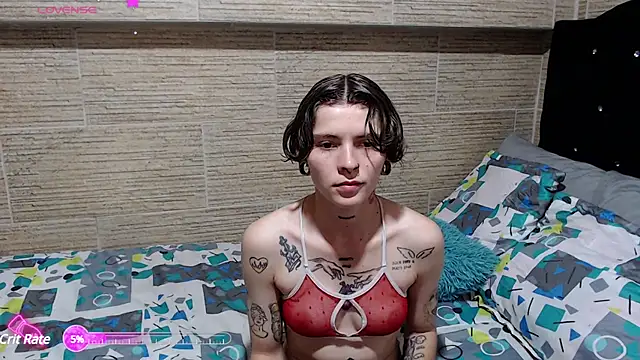 Snapshot of pretty_cristal69 chatting on February 28, 11:12 pm pretty cristal69 online show from February 28, 11:12 pm