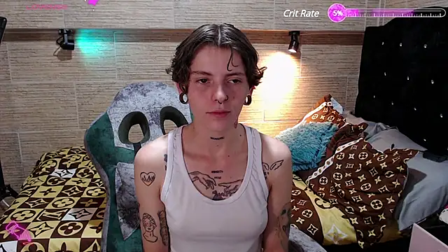 Snapshot of pretty_cristal69 chatting on March 9, 3:54 am pretty cristal69 online show from March 9, 3:54 am