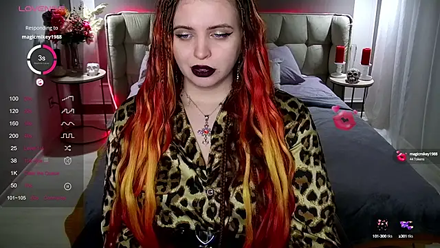 Miss Maya Mils online show from January 20, 7:15 am