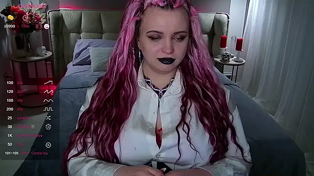 Miss Maya Mils online show from February 9, 7:05 am