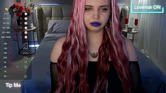 Miss Maya Mils online show from March 9, 7:12 am