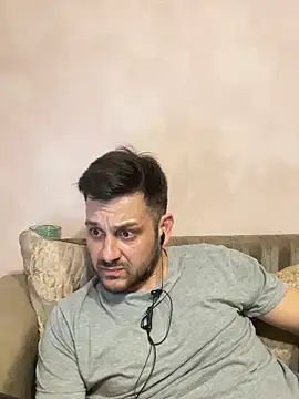 Snapshot of MaeltraJoy chatting on January 28, 5:46 pm MaeltraJoy online show from January 28, 5:46 pm