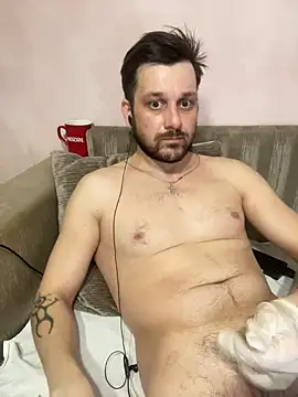 Snapshot of MaeltraJoy chatting on February 27, 9:14 pm MaeltraJoy online show from February 27, 9:14 pm