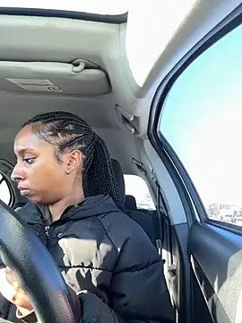 Your Paris online show from February 18, 6:47 pm