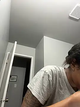 Your Paris online show from March 22, 11:53 am