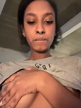 Your Paris online show from December 15, 3:38 pm