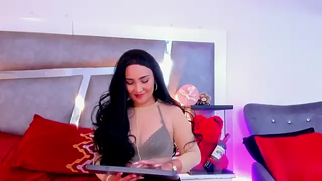 Snapshot of Evangeline_Taylorr chatting on February 6, 2:15 pm Evangeline Taylorr online show from February 6, 2:15 pm