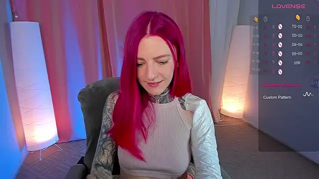 Roxy      online show from February 6, 6:35 pm