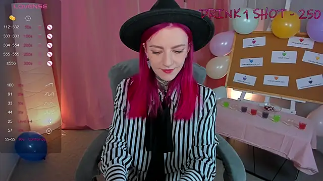 Roxy      online show from February 7, 8:31 pm