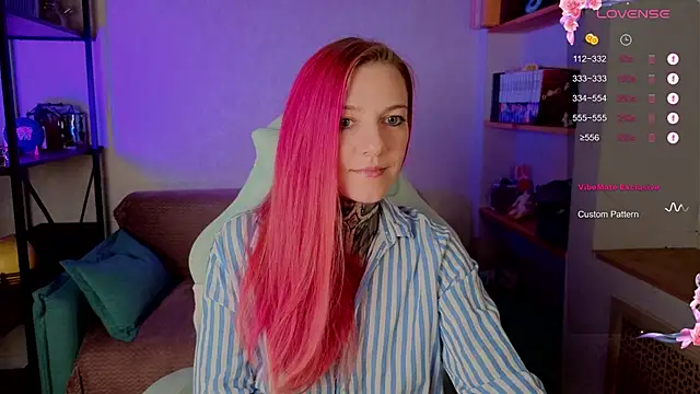 Roxy      online show from October 25, 8:58 pm