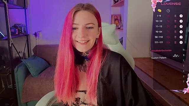 Roxy      online show from November 18, 5:56 am