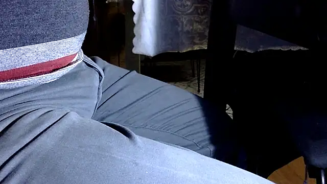 Snapshot of by-panic chatting on March 9, 9:03 pm by-panic online show from March 9, 9:03 pm