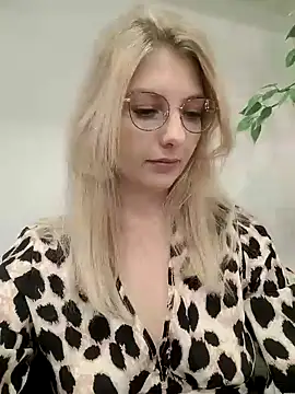 Amitiel Angel online show from January 17, 5:51 pm