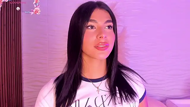 IsabelleFoxx  online show from February 20, 9:37 pm