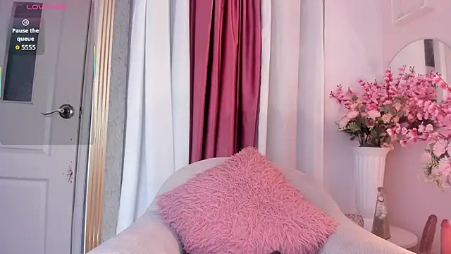 Snapshot of scarlet_fostt_ chatting on November 22, 12:26 pm scarlet fostt online show from November 22, 12:26 pm