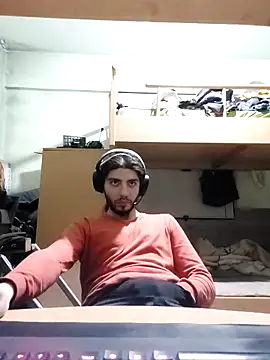 kleineid77 online show from January 5, 5:27 pm