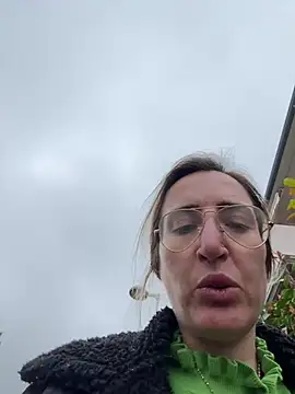 Snapshot of casalinga88 chatting on February 24, 11:32 am casalinga88 online show from February 24, 11:32 am