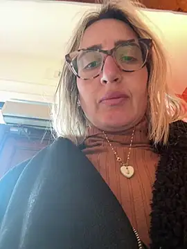 Snapshot of casalinga88 chatting on March 14, 9:57 am casalinga88 online show from March 14, 9:57 am