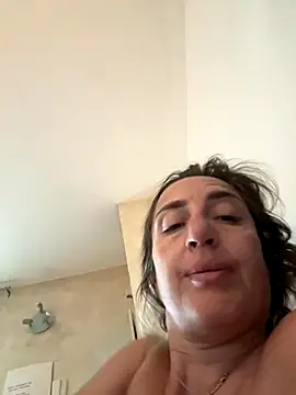 Snapshot of casalinga88 chatting on October 11, 6:45 am casalinga88 online show from October 11, 6:45 am