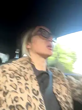 Snapshot of casalinga88 chatting on November 15, 11:29 am casalinga88 online show from November 15, 11:29 am