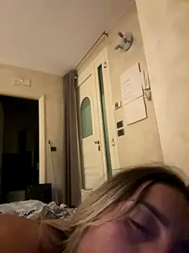 Snapshot of casalinga88 chatting on November 21, 1:59 am casalinga88 online show from November 21, 1:59 am