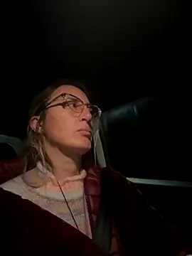 Snapshot of casalinga88 chatting on December 2, 6:58 pm casalinga88 online show from December 2, 6:58 pm