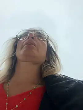 casalinga88 online show from April 14, 4:57 pm