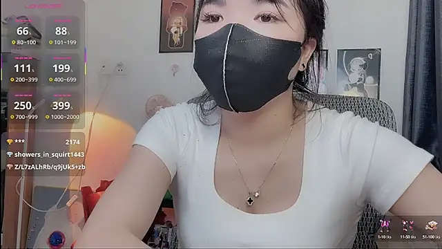 Snapshot of Berrysweet_68 chatting on March 8, 5:22 pm Berrysweet 68 online show from March 8, 5:22 pm