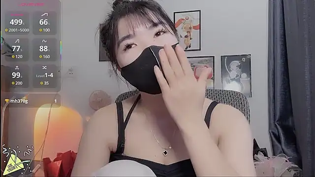 Snapshot of Berrysweet_68 chatting on March 9, 2:21 pm Berrysweet 68 online show from March 9, 2:21 pm