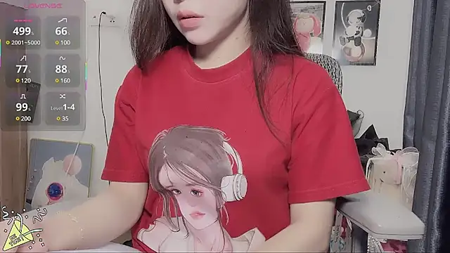 Snapshot of Berrysweet_68 chatting on March 14, 7:37 am Berrysweet 68 online show from March 14, 7:37 am