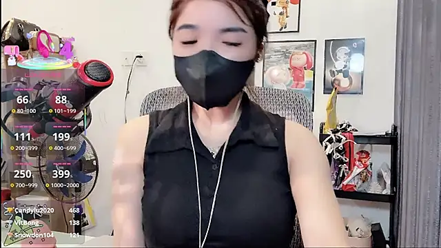 Snapshot of Berrysweet_68 chatting on September 20, 7:04 pm Berrysweet 68 online show from September 20, 7:04 pm