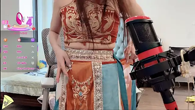 Snapshot of Berrysweet_68 chatting on October 6, 5:49 am Berrysweet 68 online show from October 6, 5:49 am