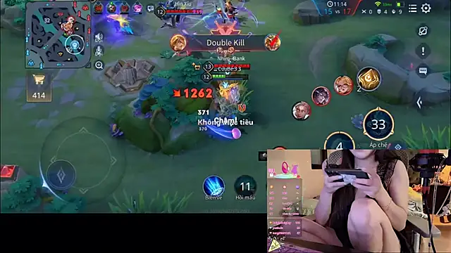 Snapshot of Berrysweet_68 chatting on October 8, 4:15 pm Berrysweet 68 online show from October 8, 4:15 pm