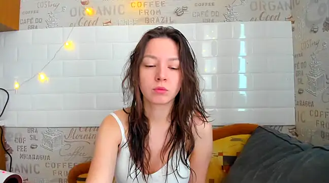 Snapshot of Adela_Vetta chatting on February 11, 10:48 am Adela Vetta online show from February 11, 10:48 am