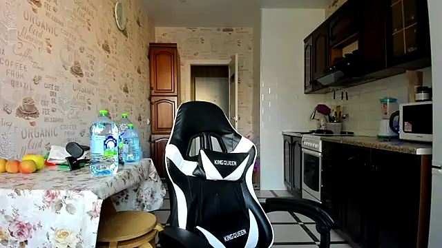 Snapshot of Adela_Vetta chatting on February 28, 8:31 am Adela Vetta online show from February 28, 8:31 am