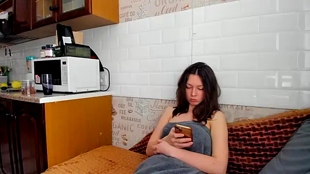 Snapshot of Adela_Vetta chatting on March 2, 11:39 am Adela Vetta online show from March 2, 11:39 am