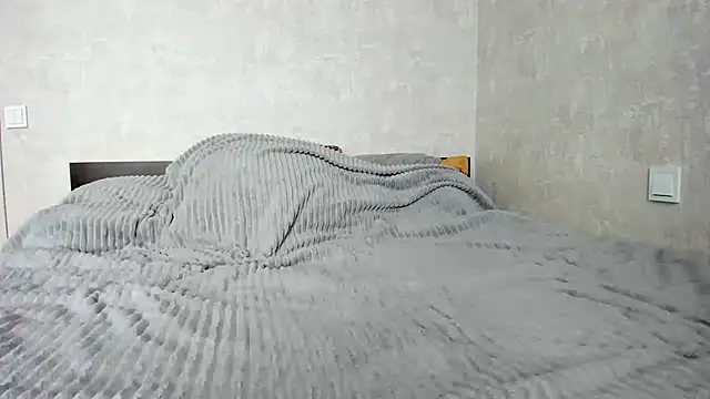 Snapshot of Adela_Vetta chatting on March 3, 8:27 am Adela Vetta online show from March 3, 8:27 am