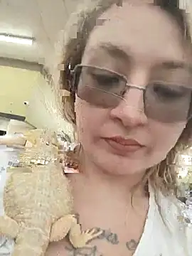 Snapshot of xWhoreAbleX_Pika chatting on February 24, 9:20 pm xWhoreAbleX Pika online show from February 24, 9:20 pm