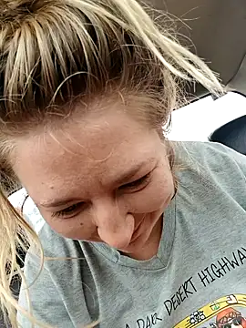 Snapshot of xWhoreAbleX_Pika chatting on March 16, 3:36 am xWhoreAbleX Pika online show from March 16, 3:36 am