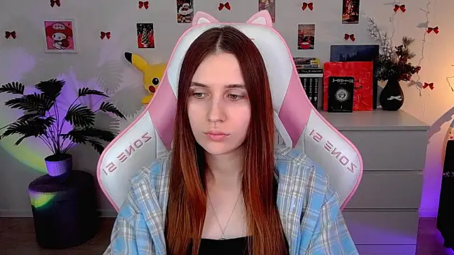 AliceCharmy online show from March 5, 1:29 pm