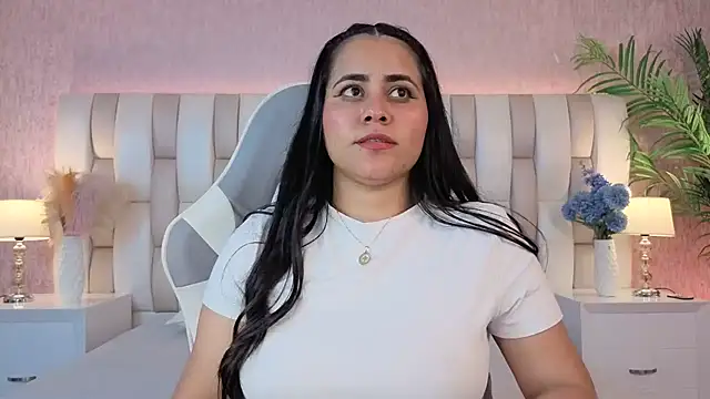 Brenda Garcia online show from September 20, 3:18 am