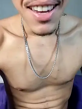 MicaelRian69 online show from March 15, 8:43 pm