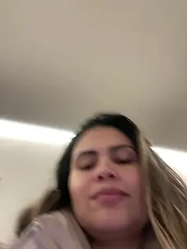 Snapshot of melanny10 chatting on January 18, 3:27 pm melanny10 online show from January 18, 3:27 pm